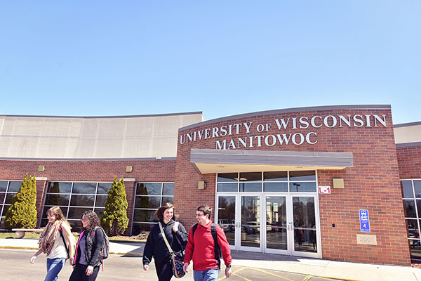 UWGB students leaving the Manitowoc Campus's Lakeshore Hall.