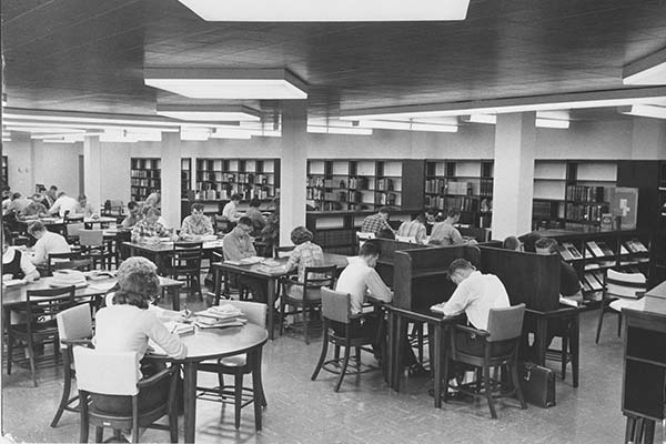 UW-Green Bay Deckner Center Library, Mid-1960s