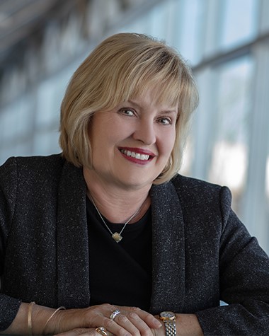 Laura Stillman '77