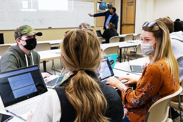 Students work in group during class