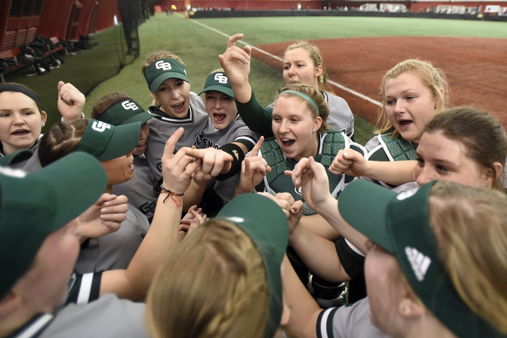 UWGB Softball Team