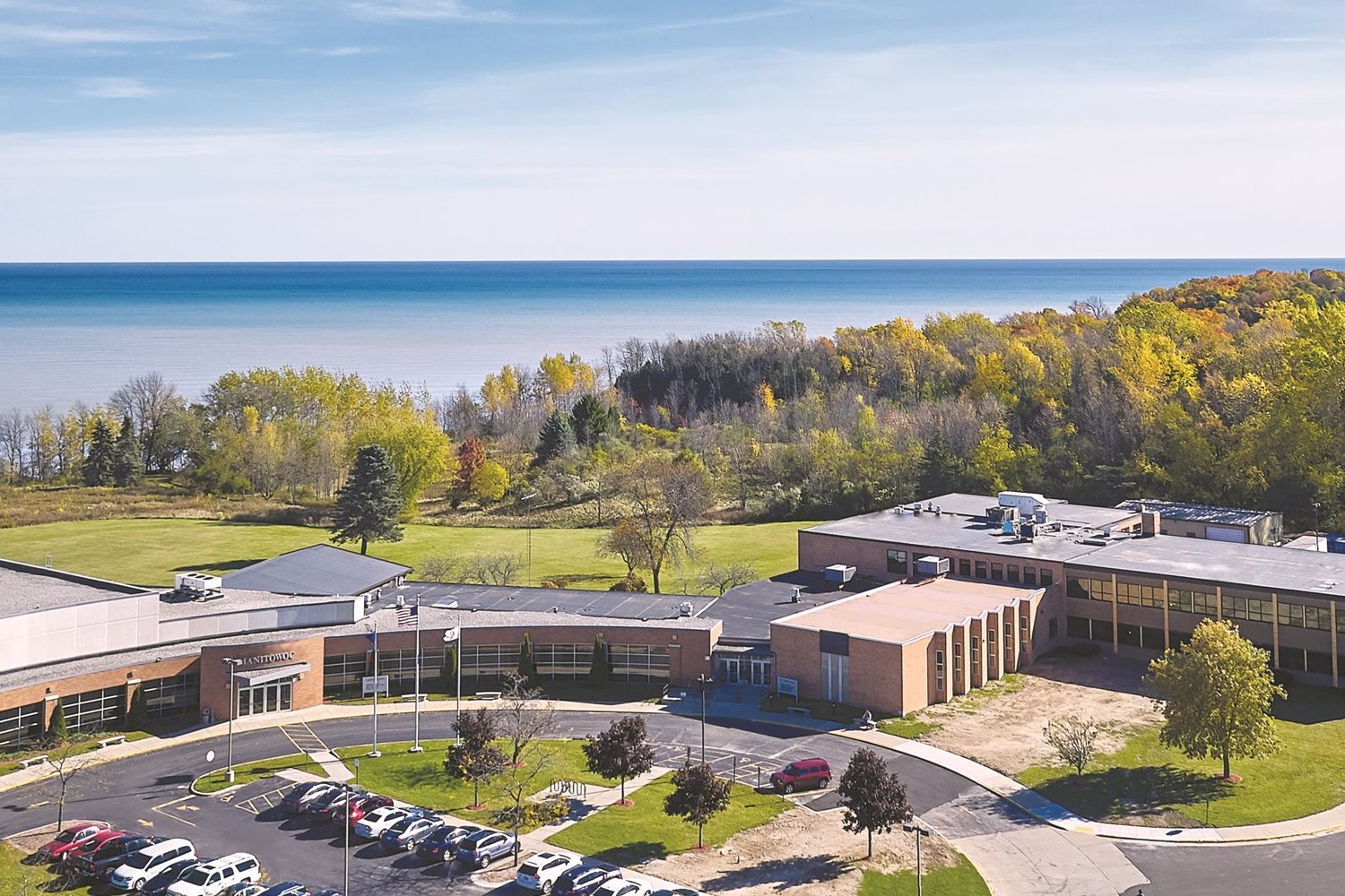 Bird's eye view of Manitowoc campus