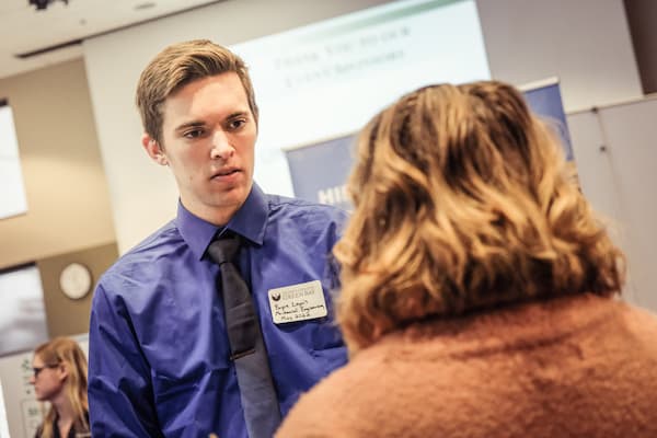 Student networks at Business Week