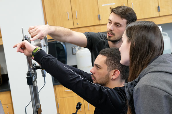 Mechanical Engineering Tech students perform controls and measurements