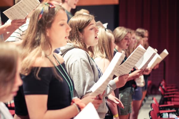Students sing at youth summer camp