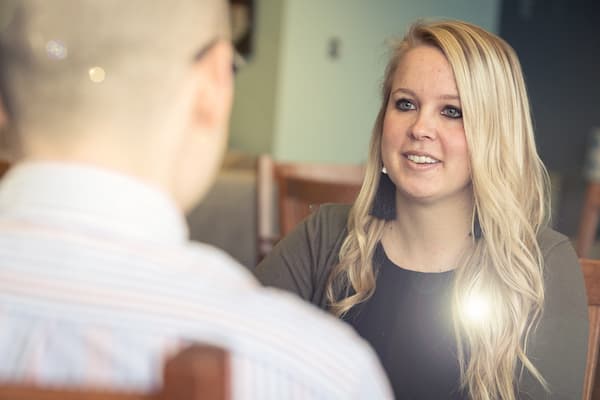 Student meets with teacher for support