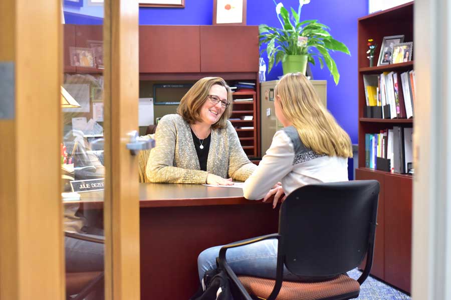 Student meets with employment staff