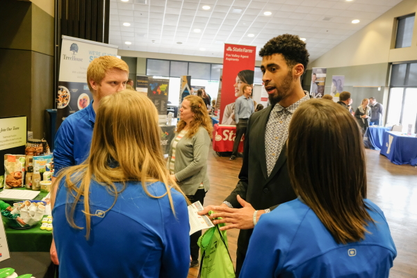 Business week job and internship career fair