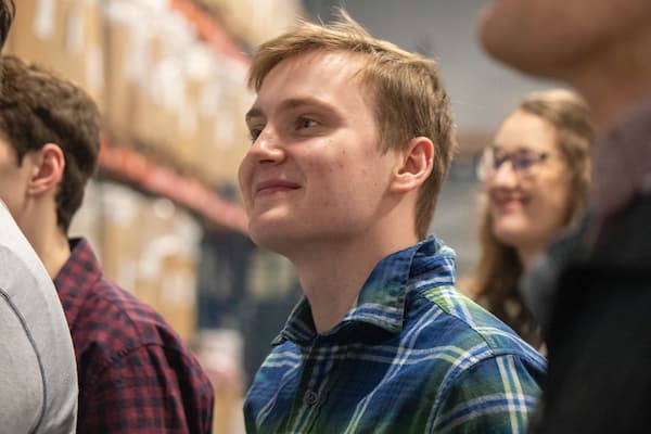 Students tour Bay Towel