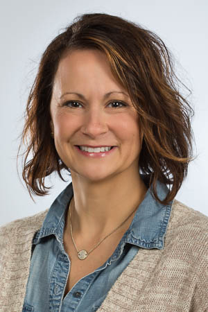 Cofrin School of Business Professional Advisor Deanne Kusserow