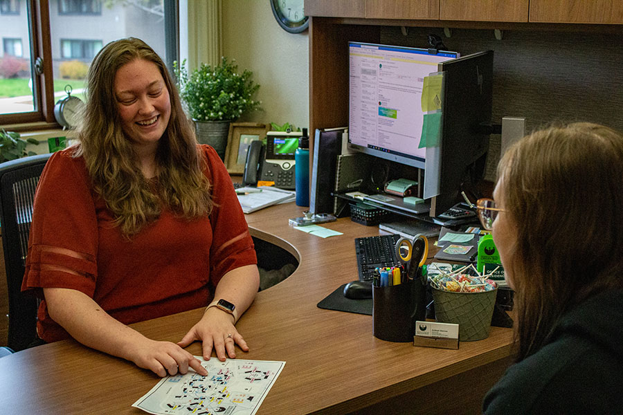 Laundry - Services & Amenities - Housing - UW-Green Bay