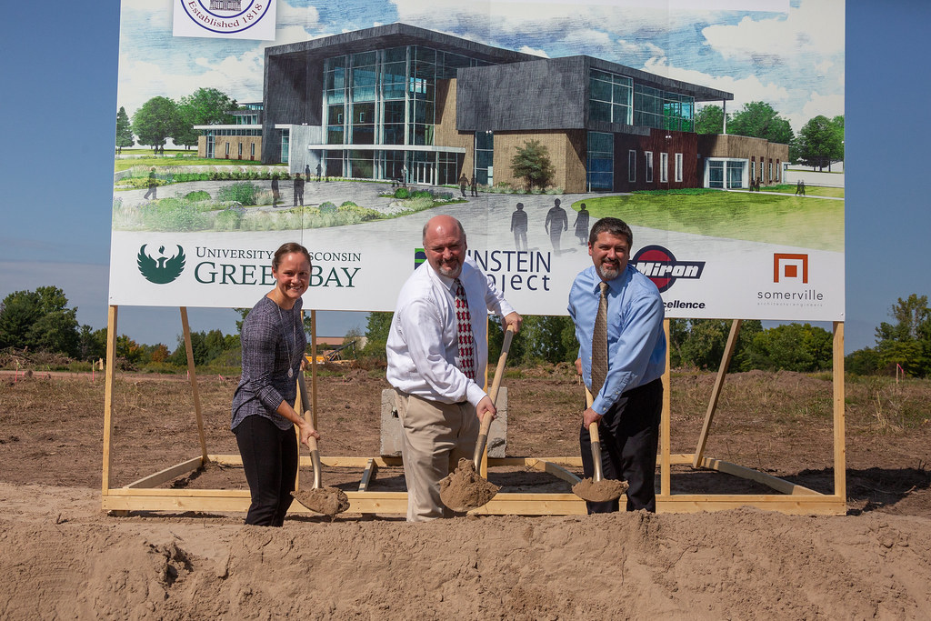 STEM Innovation Center Groundbreaking Image