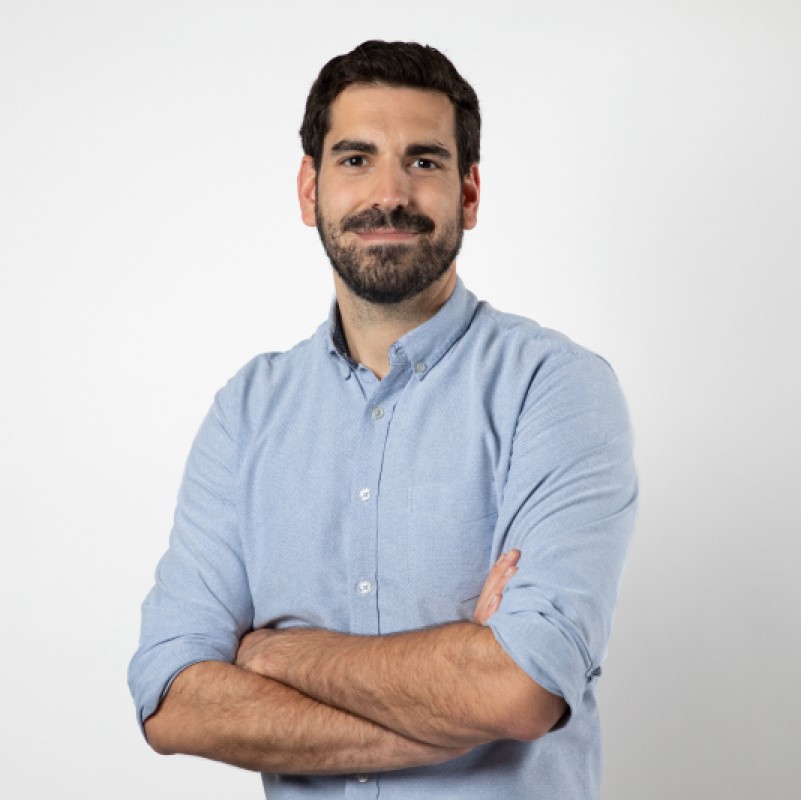 Presenter Étienne Brown