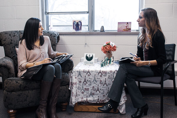 UWGB social work graduate working at the oneida resource center