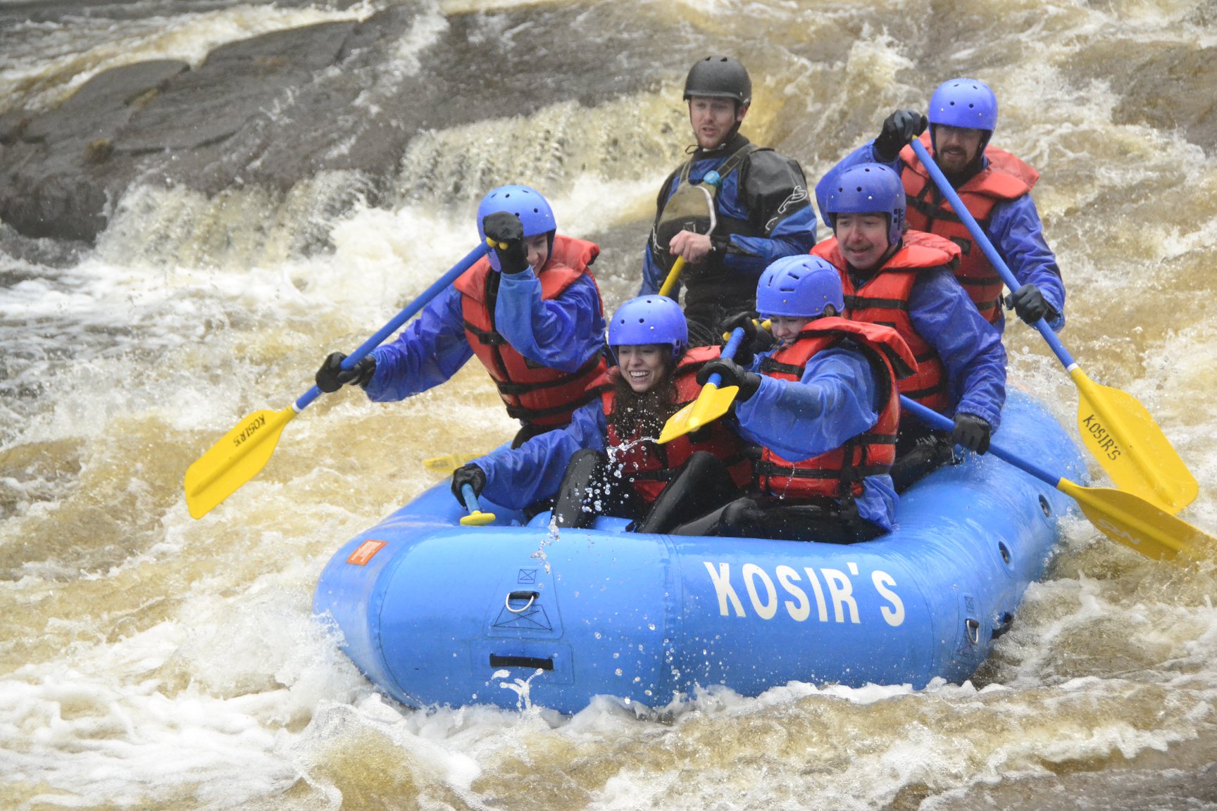 UWGB Students whitewater rafting on the Peschtigo River with UREC