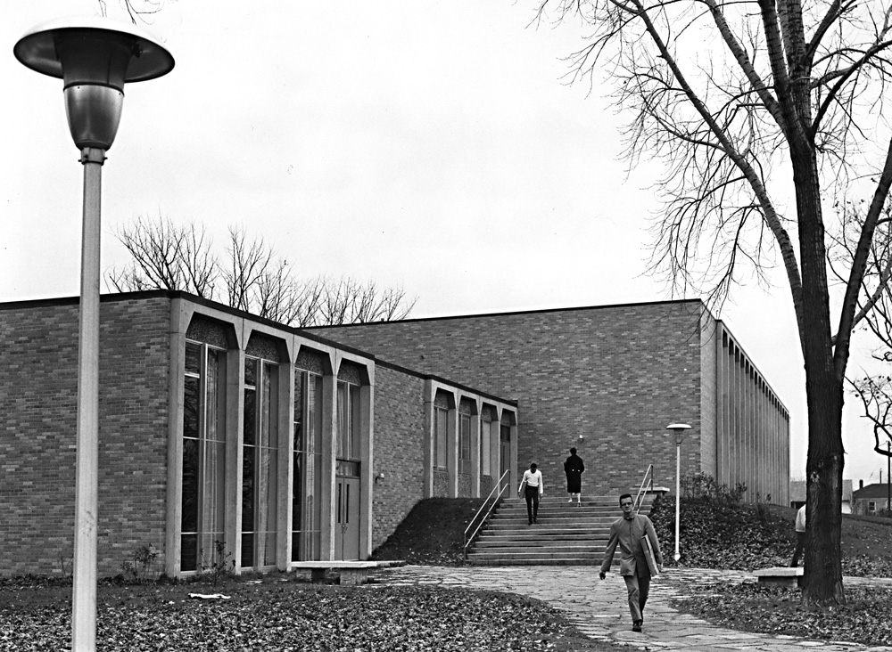 Deckner Avenue building