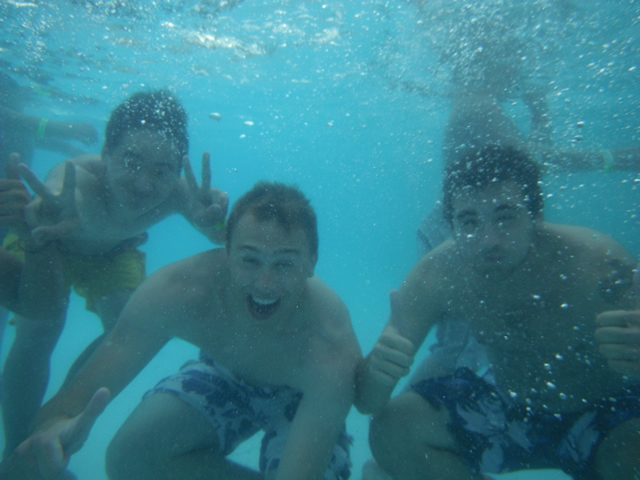 UWGB Upward Bound students posing for an under-water photo