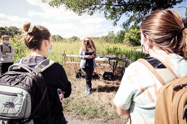 uwgb students in outdoor class