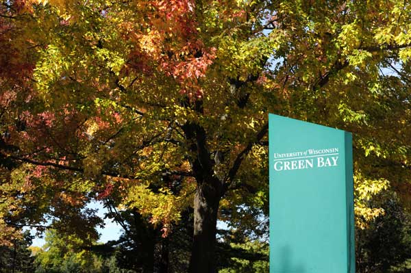 UW-Green Bay campus