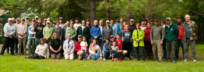 2013 Volunteer group.