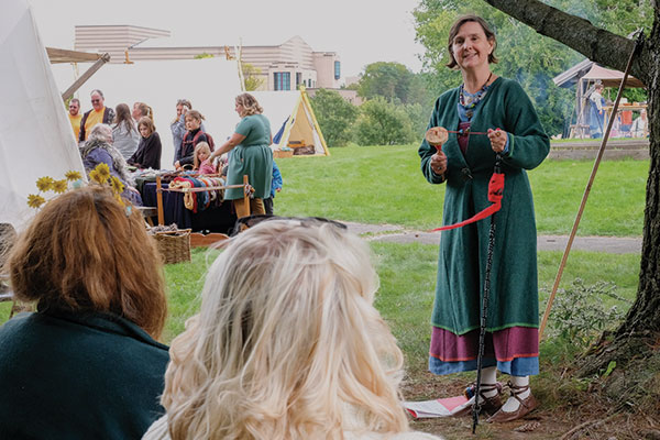 Kari Tauring performing in front of an audience.