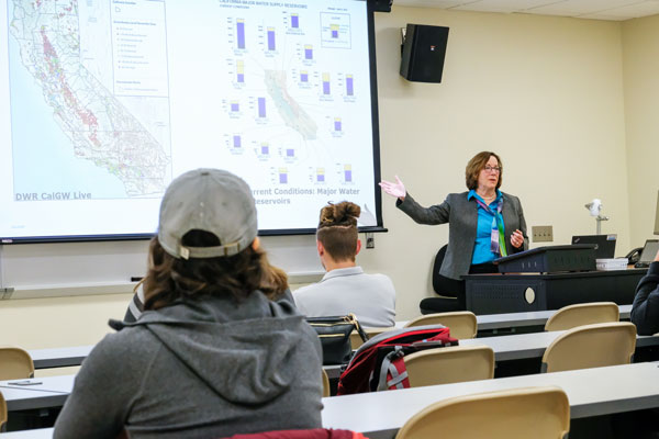 Students attend Environmental Chemistry class