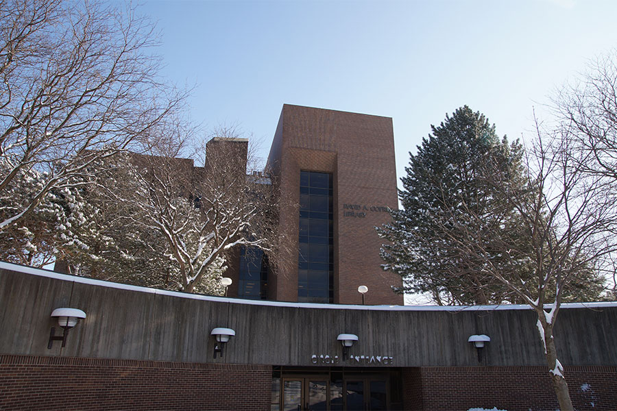 Cofrin Library Circle Entrance