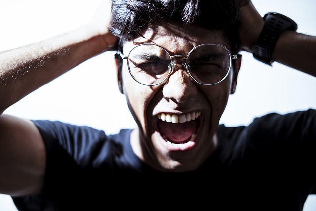 Navigating Conflict & Challenging Conversations