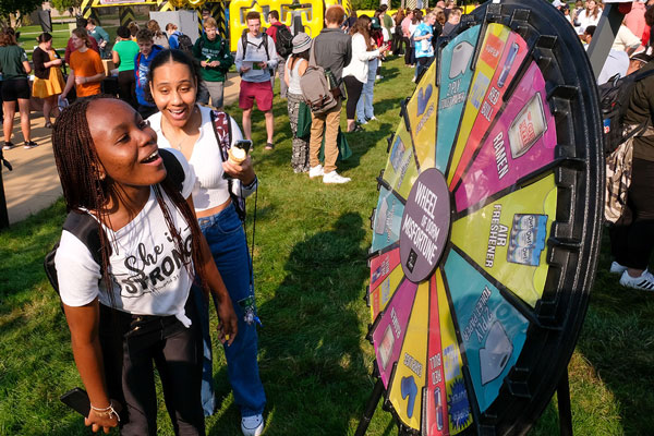 Students at UW-Green Bay Org Smorg