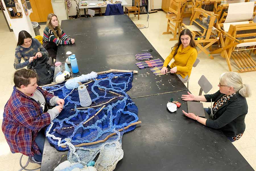 Students in Fibers & Textiles class