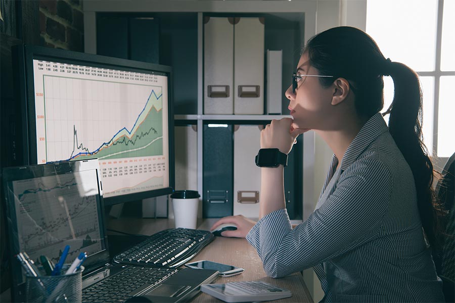 Woman using a data visualization to analyze data