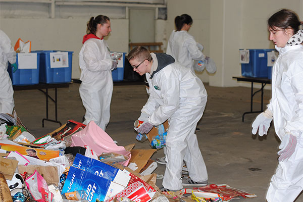 UWGB Recyclemania campus waste study