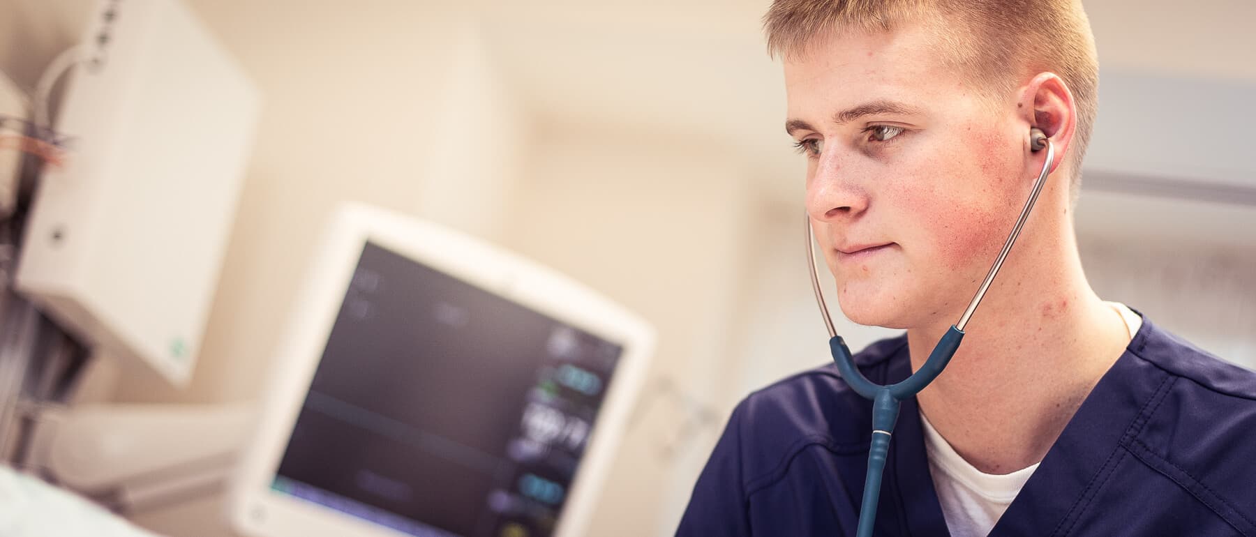 A UWGB student uses new nursing equipment.