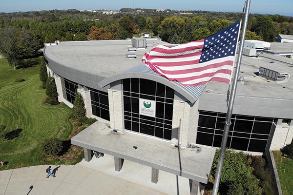 Front of the Sheboygan Campus building